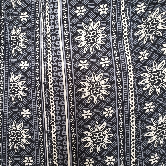 HOLLISTER mini dress size small gray/white - Picture 10 of 11